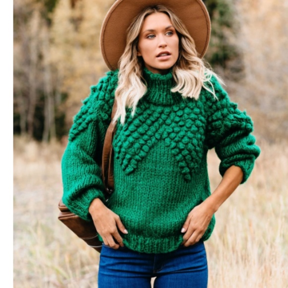 ELYSHIA Popcorn Knit Sweater - Picture 2 of 8